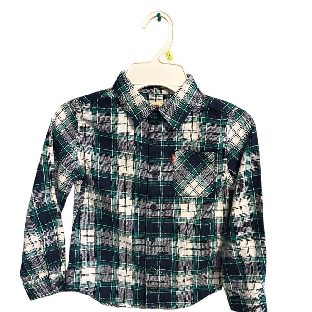 Levi’s Boys Size 4 Long sleeve flannel shirt